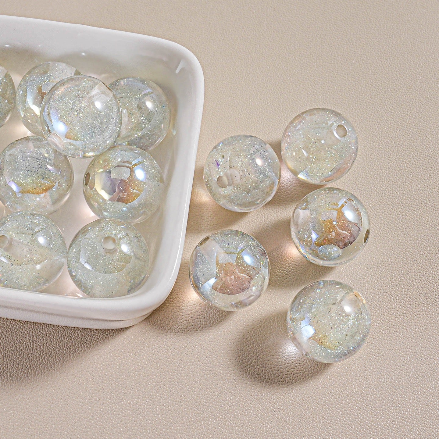 16mm Glow in The Dark Resin Beads with Sparkling Core - Straight Hole