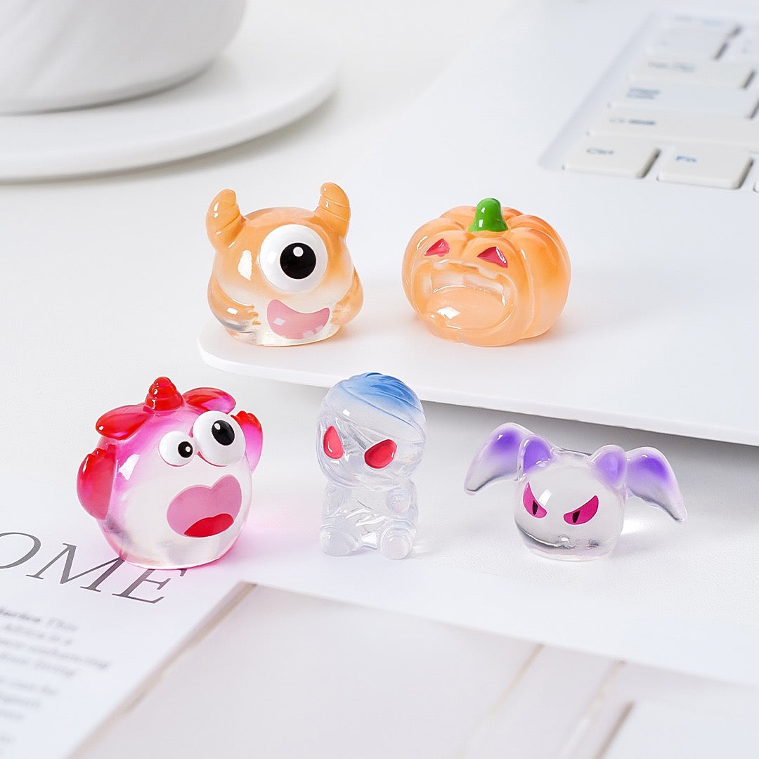 Halloween Cute Little Monster Figurine - DIY Decor